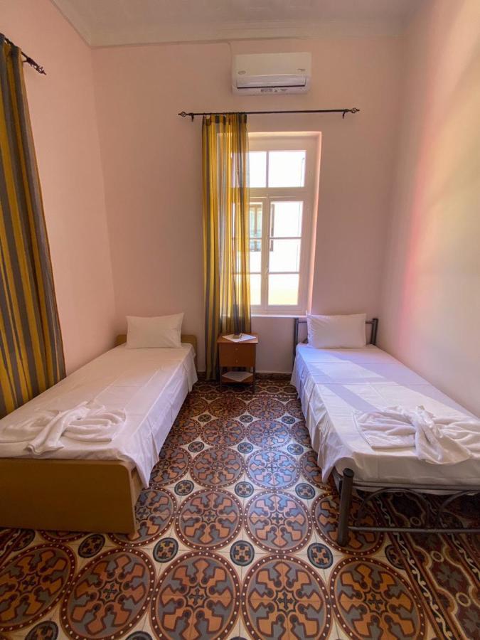 Shared House , Private Rooms With Garden Chania  ภายนอก รูปภาพ