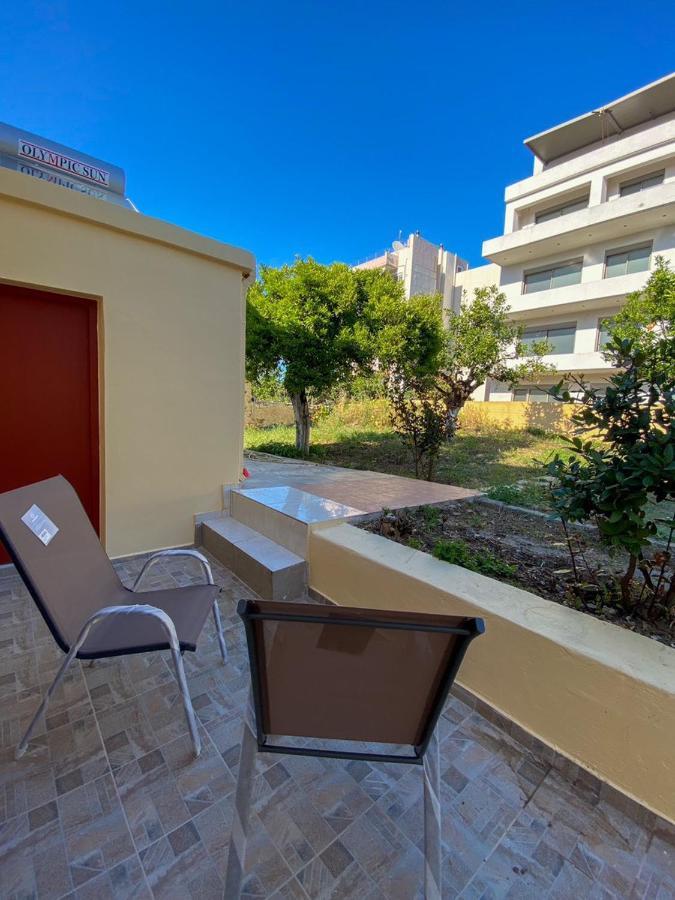 Shared House , Private Rooms With Garden Chania  ภายนอก รูปภาพ